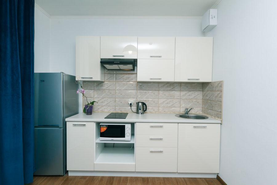Cozy Apartment On Gmyri 12B Near Metro Poznyaki Kyiv Exterior photo